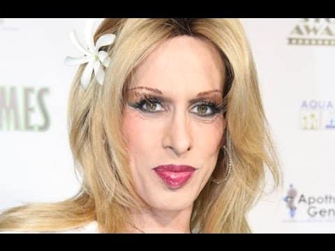 NEWEST-Actress Alexis Arquette,sister of David and Patricia,has died-No cause of death was specified