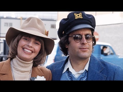 Captain & Tennille’s Daryl Dragon, 76, Dies With Ex-Wife Toni By His Side - News Today 2 Captain & Tennille’s Daryl Dragon, 76, Dies With Ex-Wife Toni By His Side - News Today 1