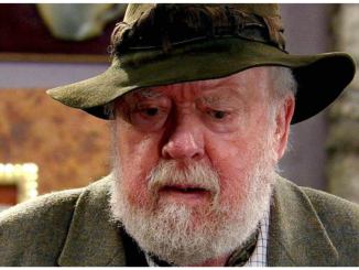 Freddie Jones, best known as Sandy Thomas in the Soap, Emmerdale star, dead at age 91 after a short illness 2 Freddie Jones, best known as Sandy Thomas in the Soap, Emmerdale star, dead at age 91 after a short illness 1