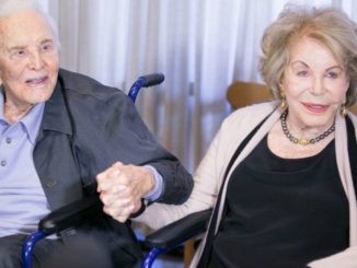 103-Year-Old stage and screen actor Kirk Douglas Hollywood legend is dead 1 kirt Douglas actor dead at 103