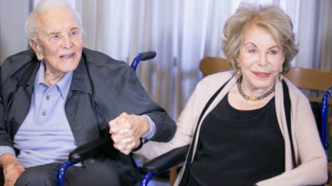 kirt Douglas actor dead at 103 kirt Douglas actor dead at 103